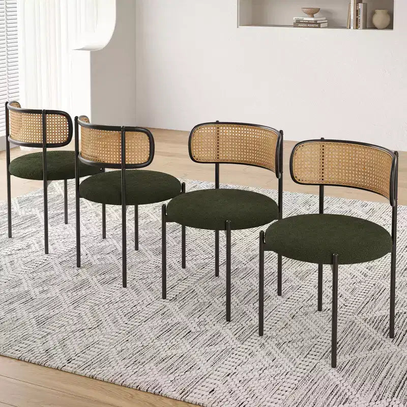 Sedia da pranzo in velluto verde con schienale in rattan, senza braccioli, set da 2