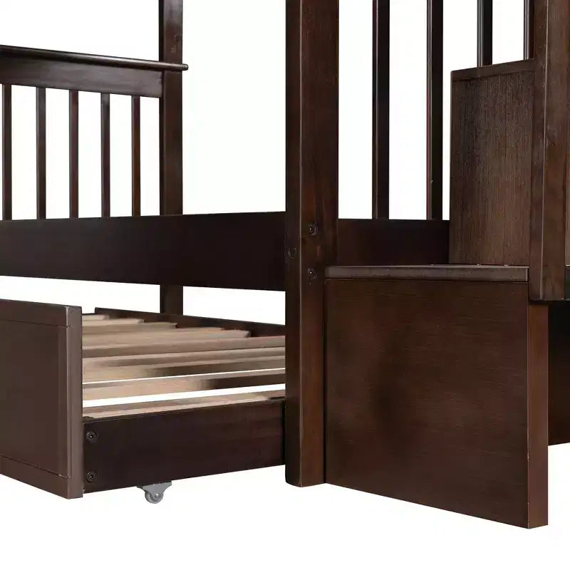 Letto a Castello a Soppalco Twin-Over-Twin con Scaletta e Letto Estraibile, Espresso/Grigio/Bianco, 3 Posti Letto